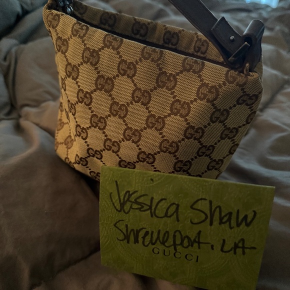 Small Gucci purse - Picture 1 of 8